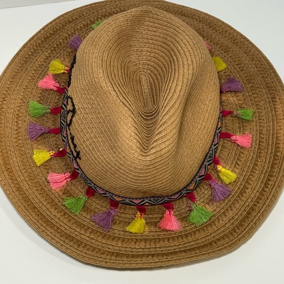 Betsey Johnson Vacay All Day Straw Hat with tassels - Picture 8 of 9